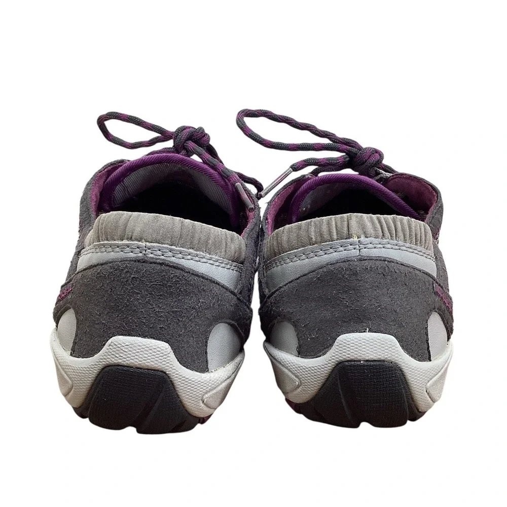 Merrell pre owned
